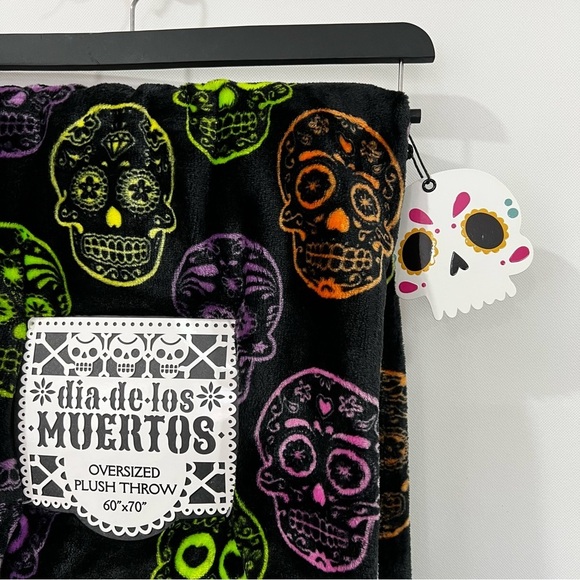 Dia De Los Muertos Oversized Plush Throw Blanket 60"X70" Black Multicolor Skull - Picture 7 of 11